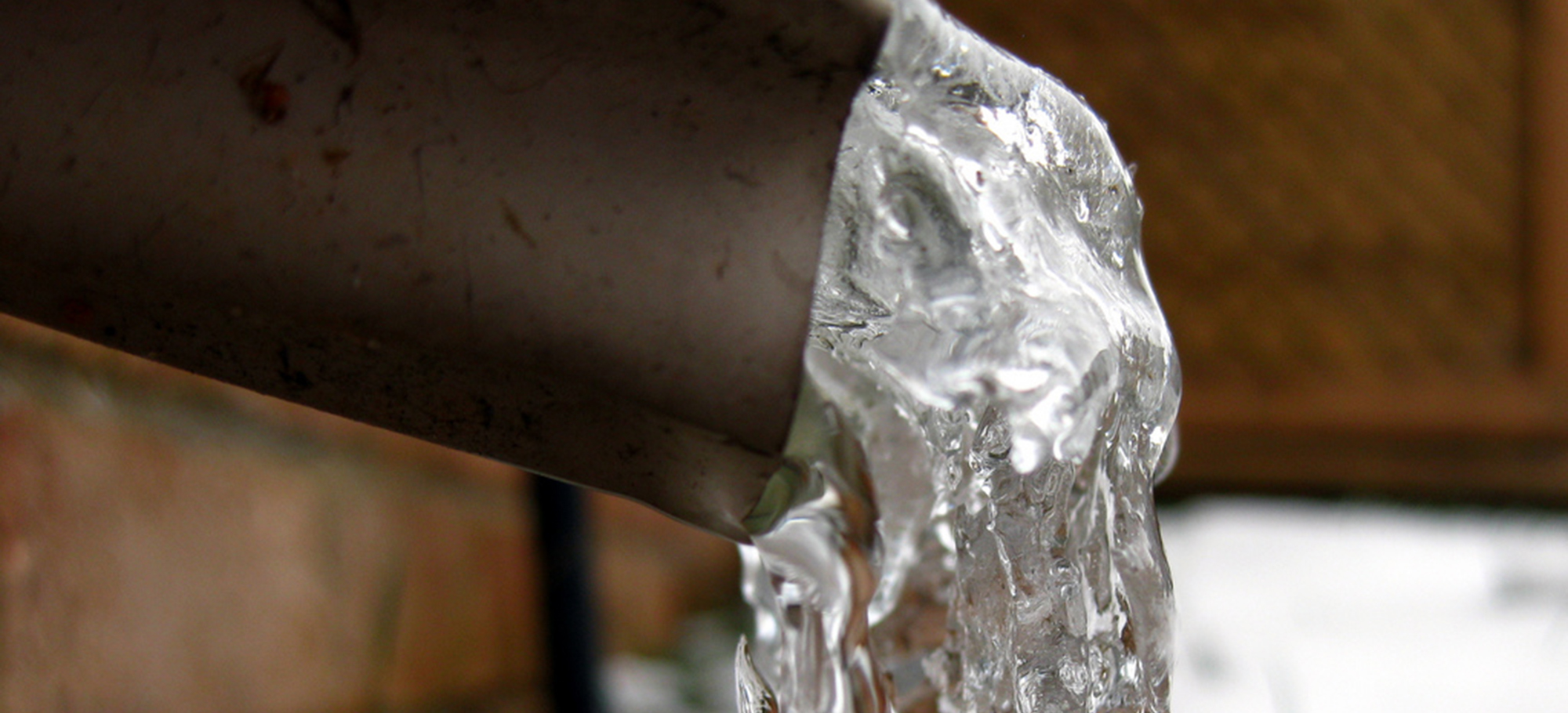 avoiding frozen pipes this winter